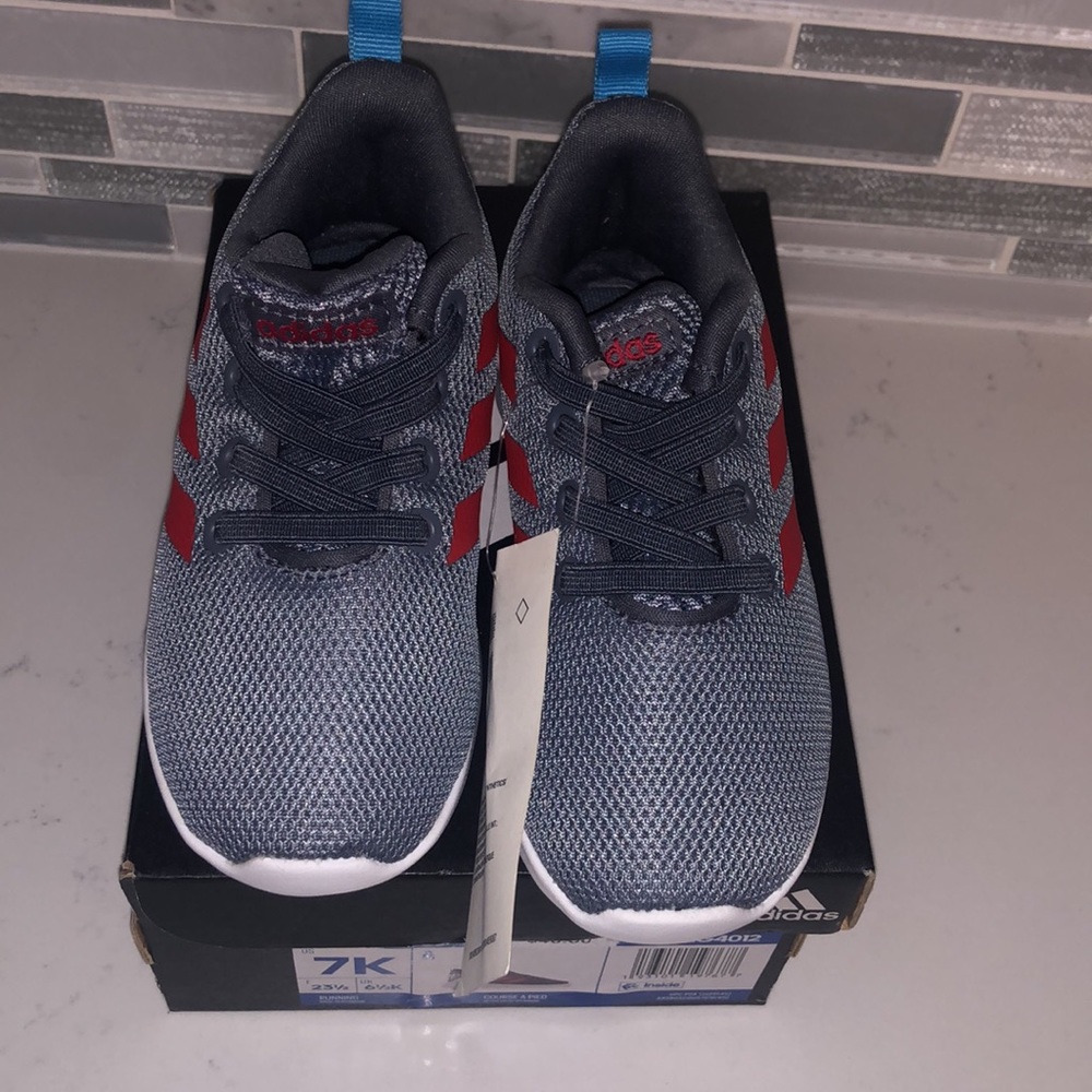 Brand New never worn Adidas Lite Racer Clni - Picture 7 of 10